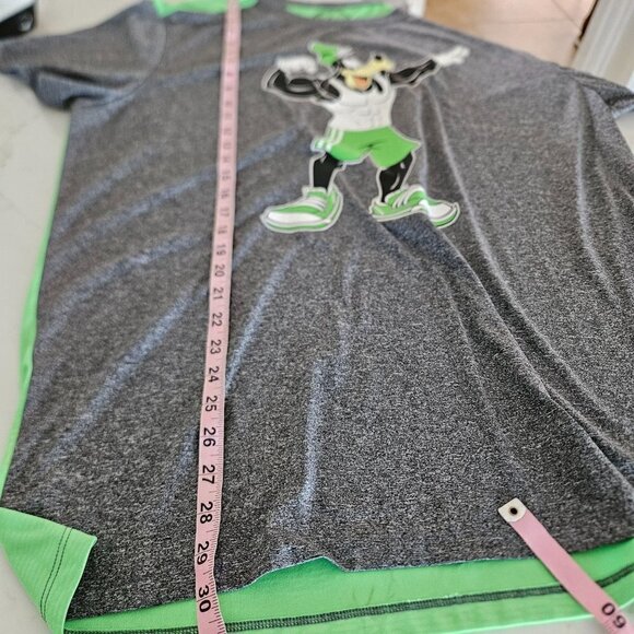 Disney Goofy Weightlifting Size 2XL 50/52 Bodybuilder T-Shirt Short Sleeve Gray - Picture 7 of 7